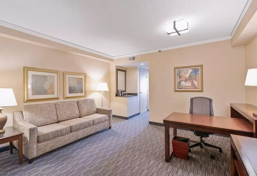 Hotelli Harmony Suites Secaucus Meadowlands