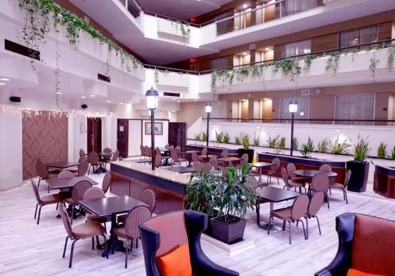 Hotelli Harmony Suites Secaucus Meadowlands