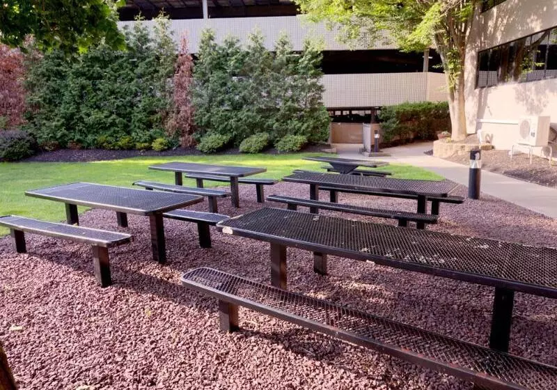 Hotelli Harmony Suites Secaucus Meadowlands