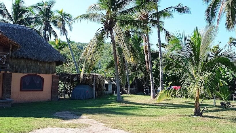 ホテル Iguana Loca Apartments & Bungalows