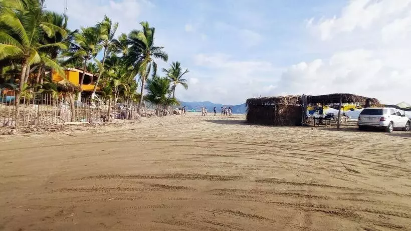 Hotelli Iguana Loca   Apartments & Bungalows