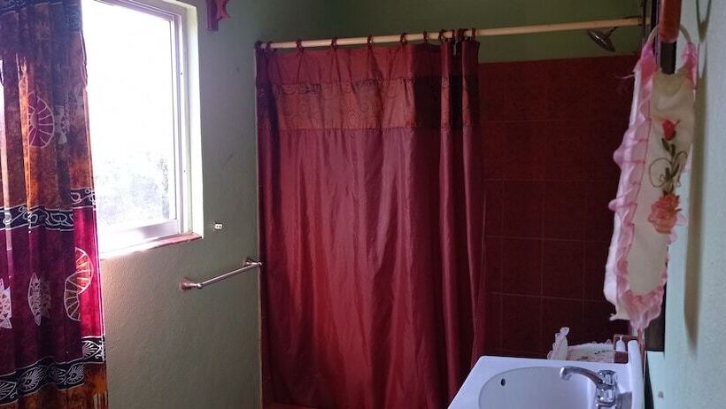 ホテル Iguana Loca Apartments & Bungalows