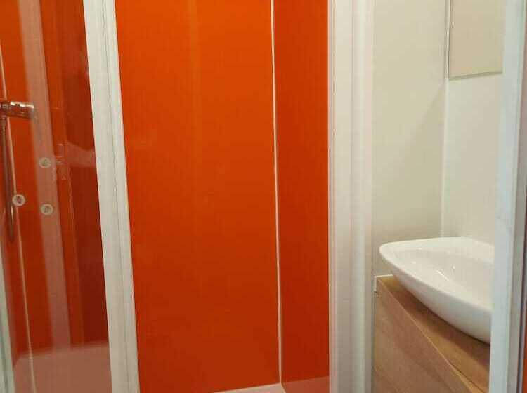 هتل Kyriad Direct Caen Nord Memorial