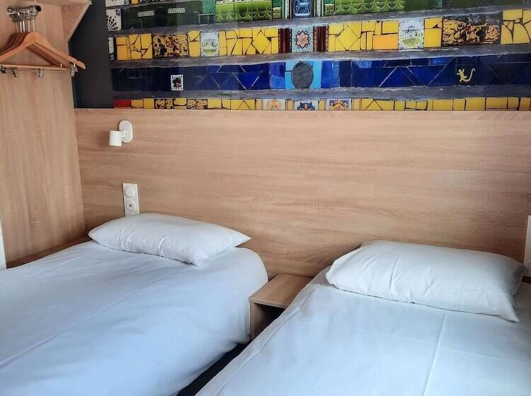 هتل Kyriad Direct Caen Nord Memorial