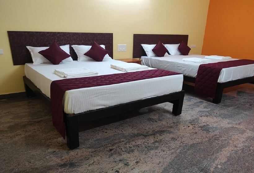 בית מלון כפרי Le Springlynn Residency