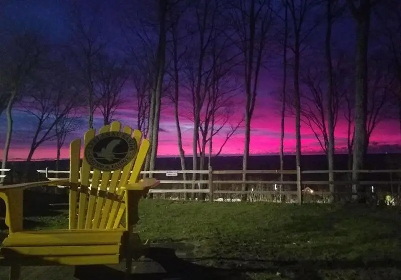 ホテル Leelanau Sands Casino & Lodge