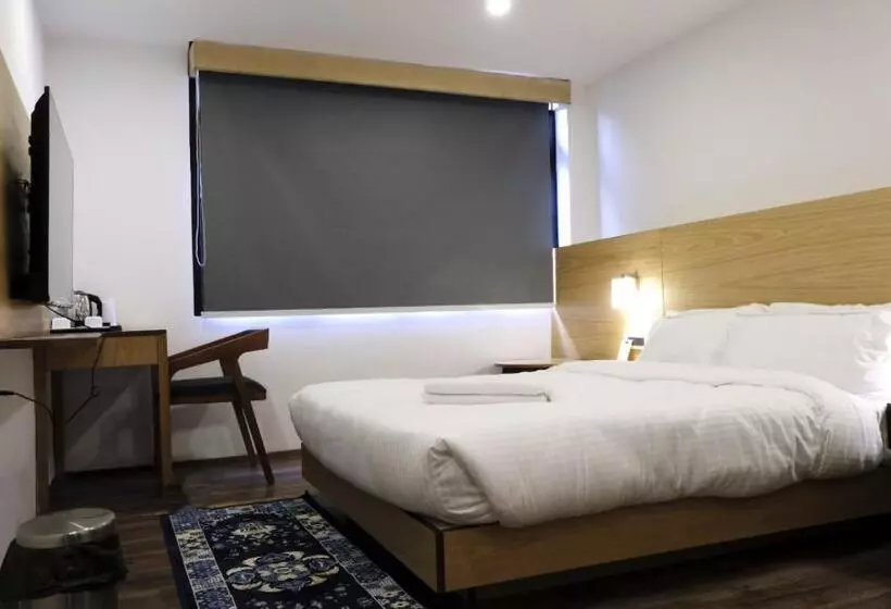 Hotel Sernya M.g.marg