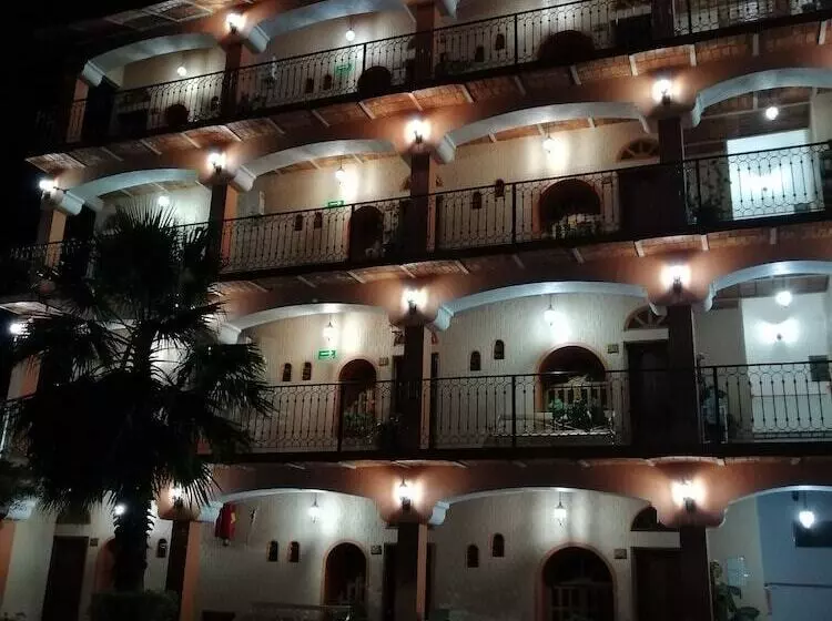 ホテル Providencia