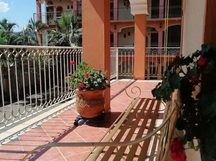 ホテル Providencia