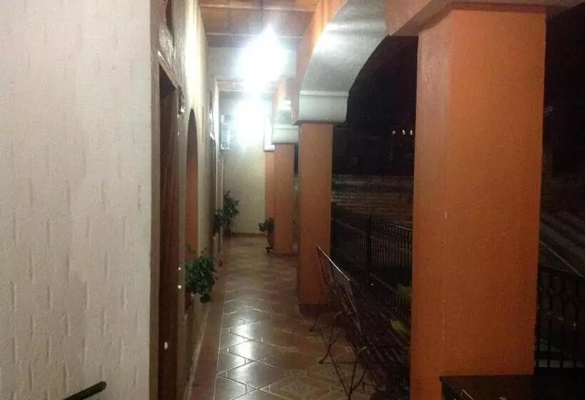 ホテル Providencia