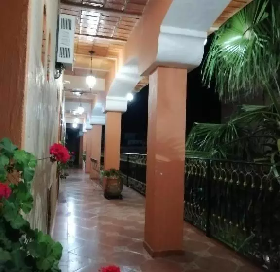 ホテル Providencia