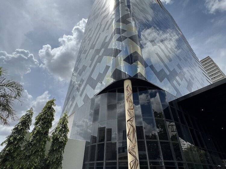 호텔 Qs Marista Stay And