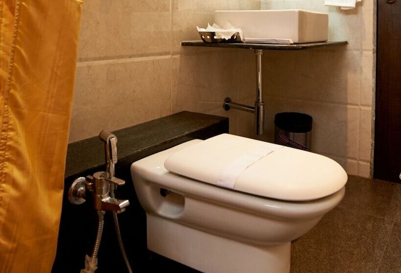 בית מלון כפרי Sai Nisarg