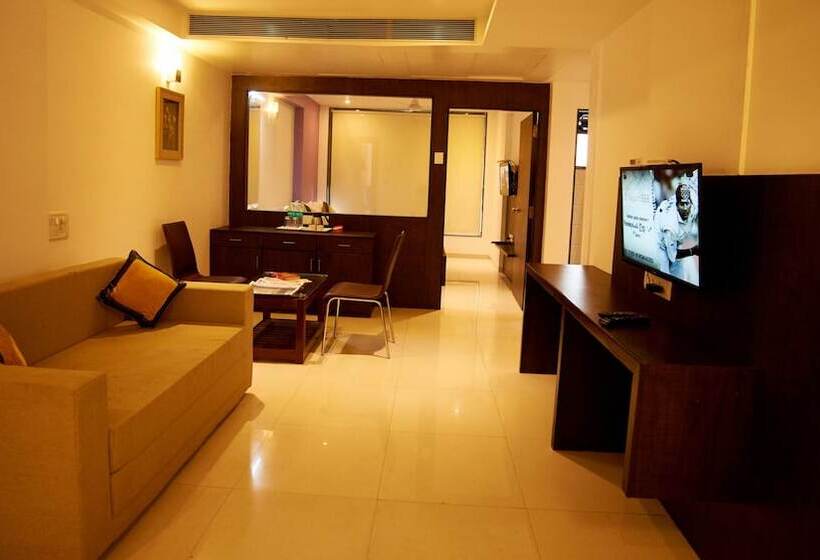 בית מלון כפרי Sai Nisarg