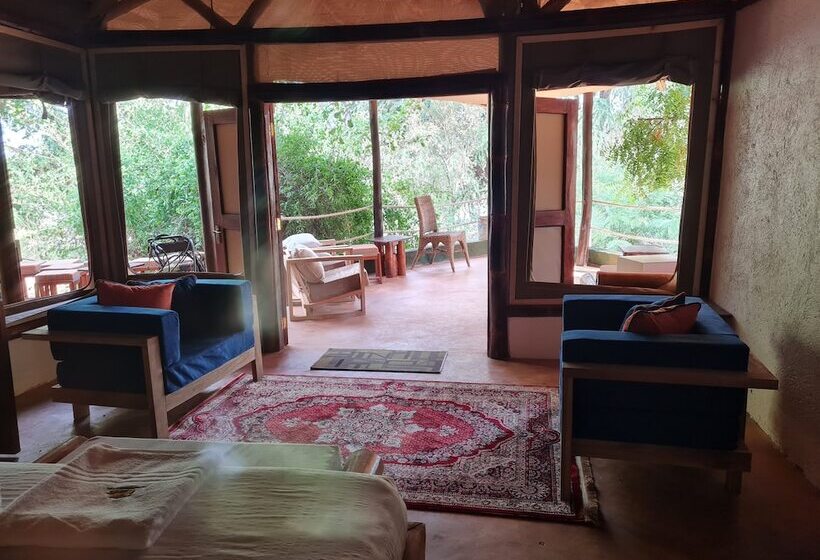 هتل Samburu Elephant Lodge
