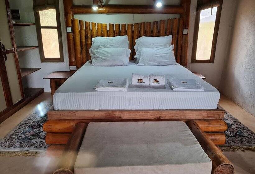 هتل Samburu Elephant Lodge