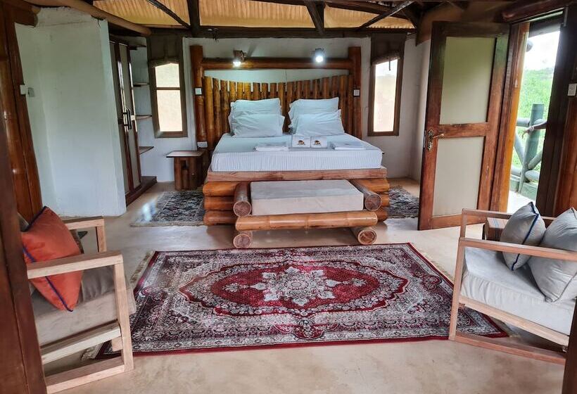 هتل Samburu Elephant Lodge