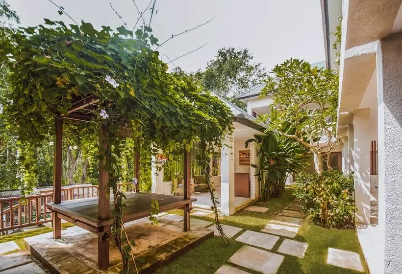 Hotelli The Lokal Penida