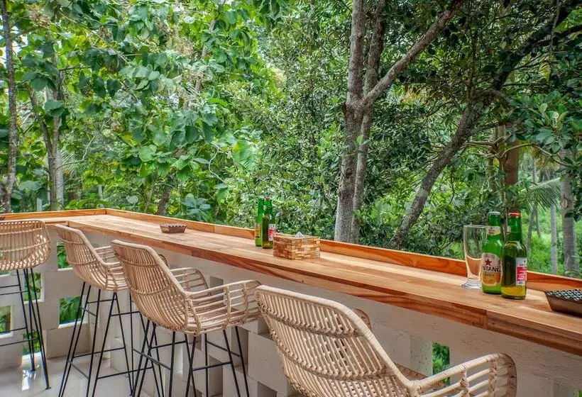 Hotelli The Lokal Penida