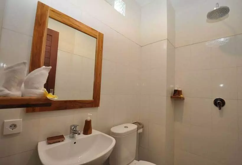 Hotelli The Lokal Penida