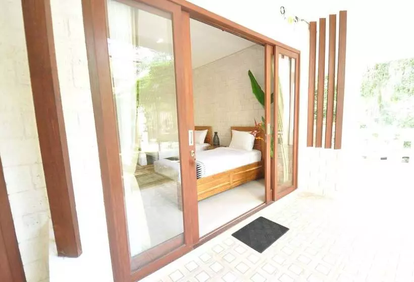 Hotelli The Lokal Penida