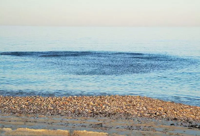 هتل Tiwi Sunrise