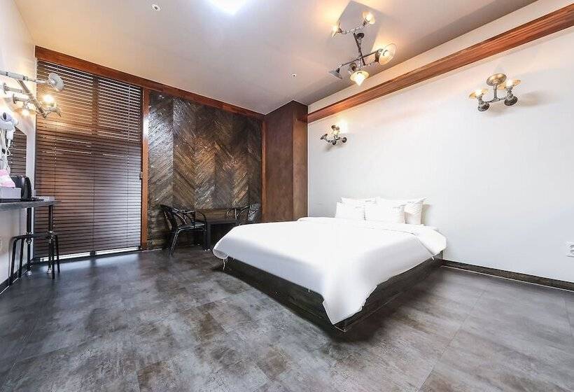 Motel Gyeongju Hotel 801