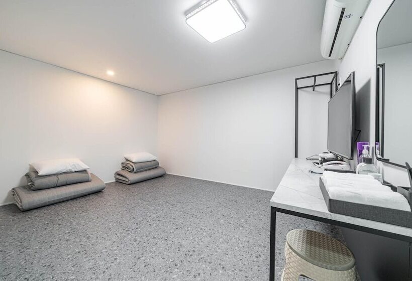 モーテル Mungyeong Hotel W