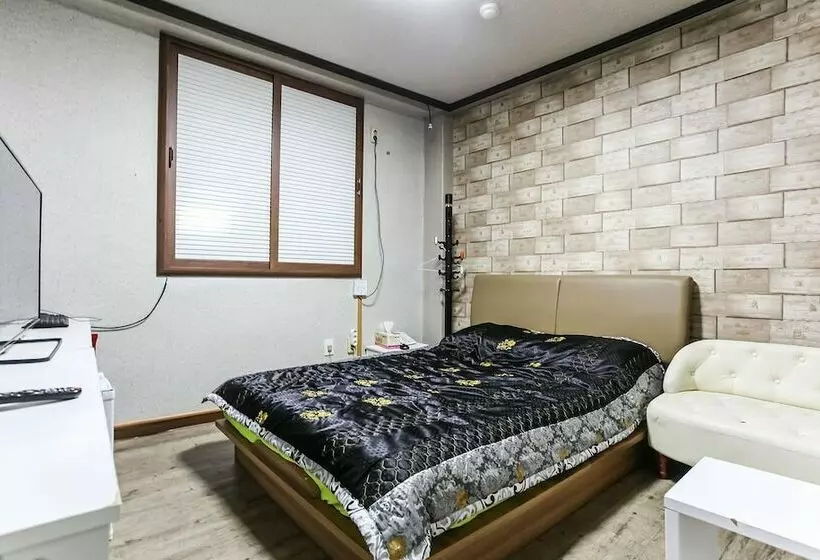 Motel Samcheok Theme