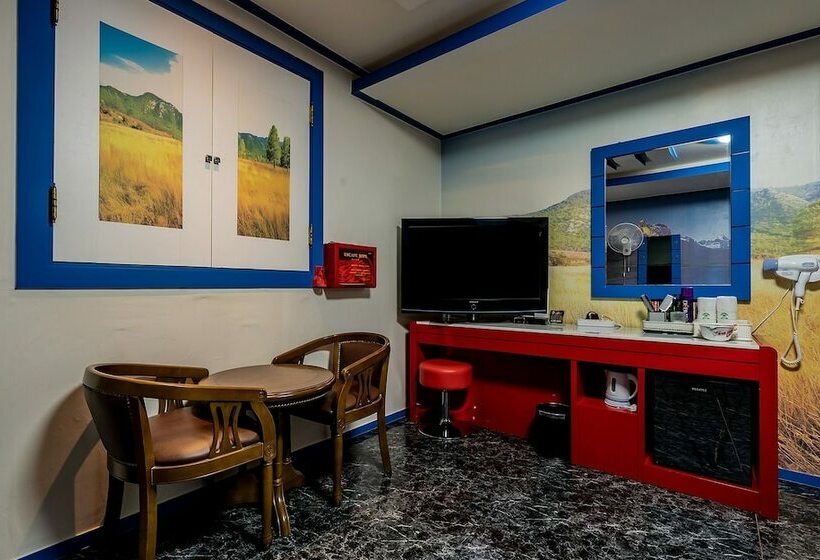 מוטל Wonju Dreams  Palace