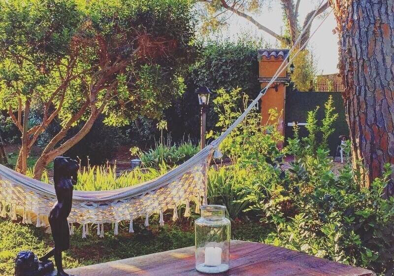 レジデンス Beautiful Villa In The Country Side Of Rome, Italy