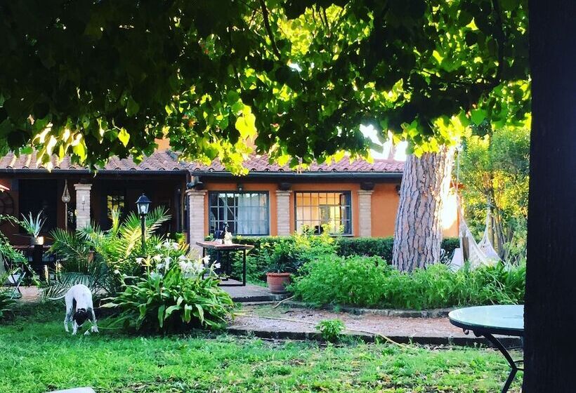 レジデンス Beautiful Villa In The Country Side Of Rome, Italy