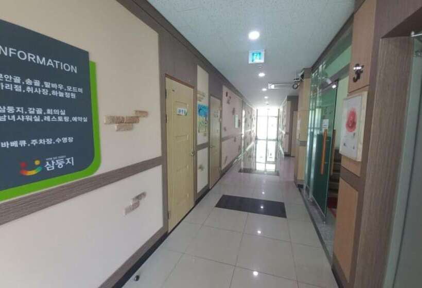 Danyang Three Nests Stay Pension