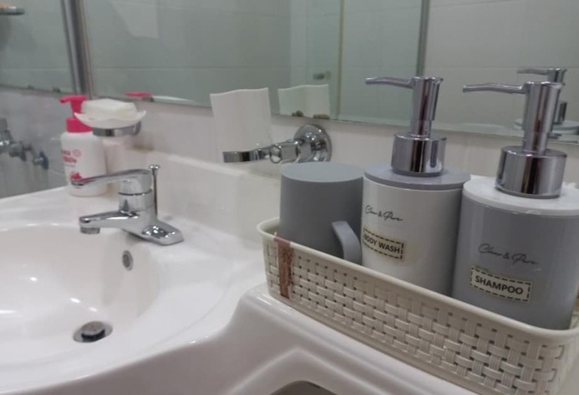 Danyang Three Nests Stay Pension