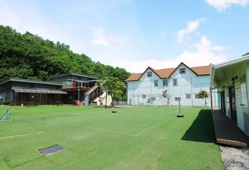 Gapyeong Jayusigan Pension