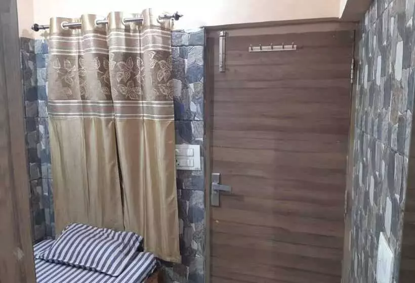 Goroomgo Hotel Ajit Residency Ranchi