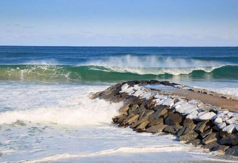 Goseong Santahus Pension