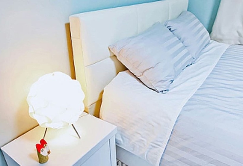 Goseong Santahus Pension