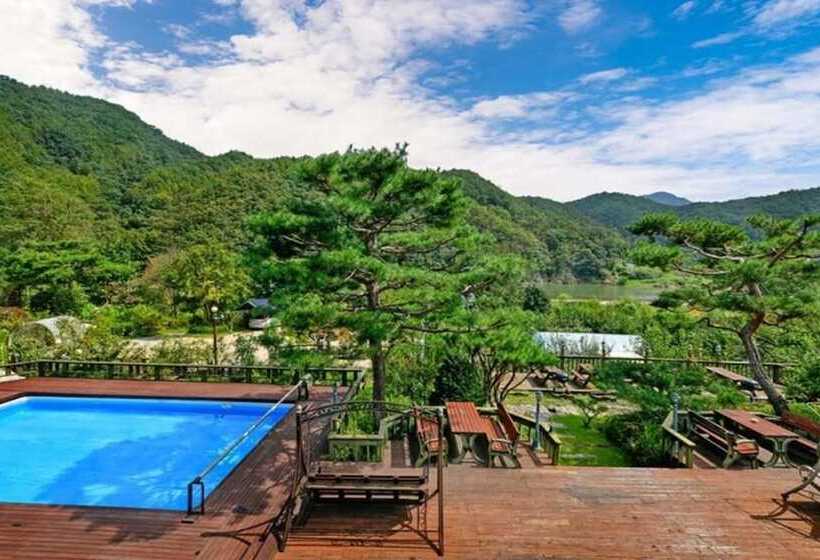 Hongcheon Tasha S Garden Pension