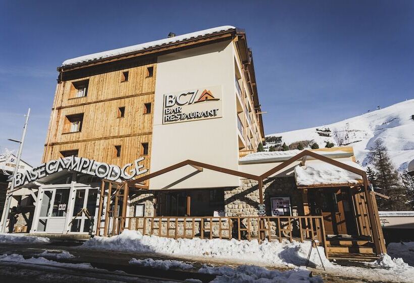בית מלון כפרי Base Camp Lodge  Les 2 Alpes