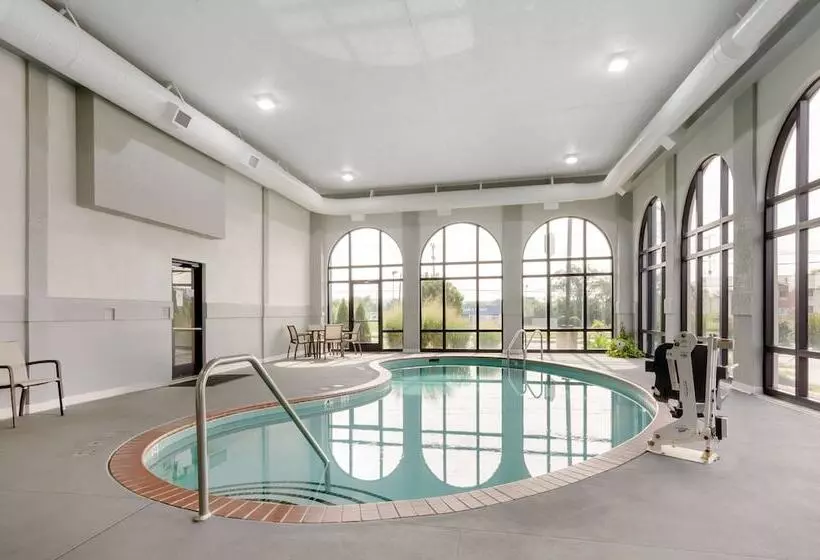 ホテル Best Western Plus Harrisonburg