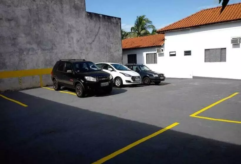 ホテル Dos Viajantes