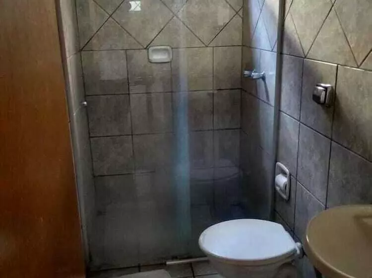 ホテル Dos Viajantes