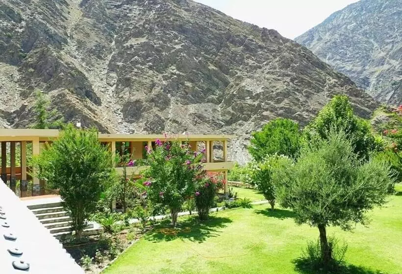 هتل Gahirat Castle