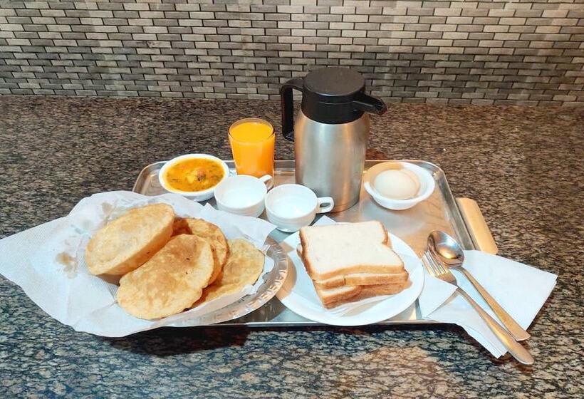 فندق Goroomgo Asha Residency Shimla