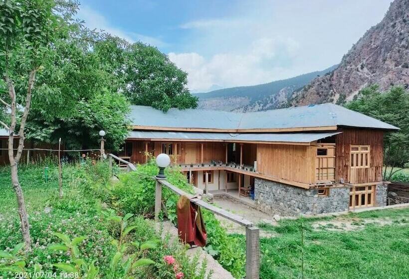 Kalash Continental Hotel And Resort