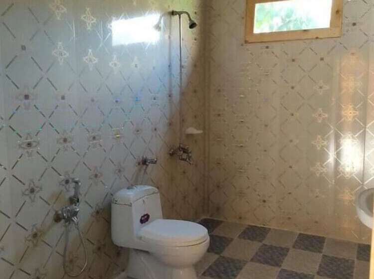 Kalash Continental Hotel And Resort