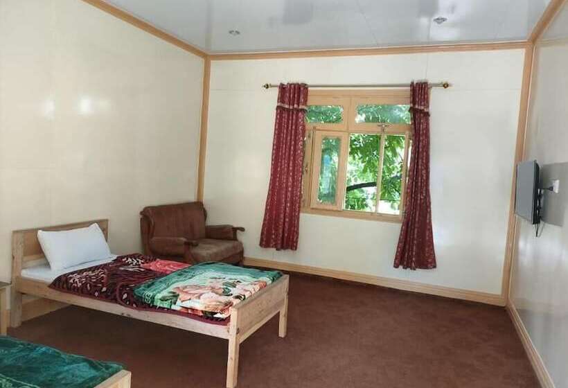 Kalash Continental Hotel And Resort