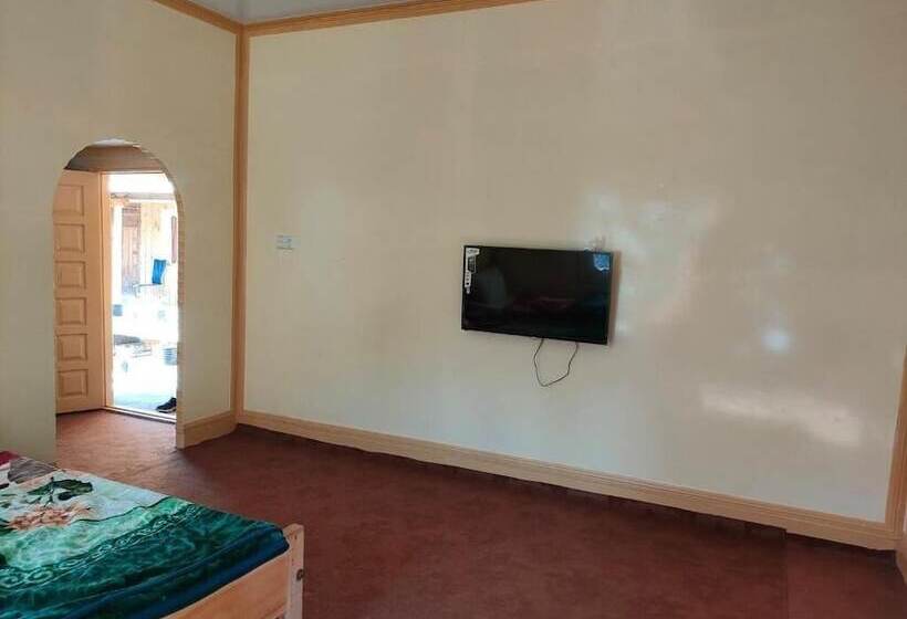 Kalash Continental Hotel And Resort