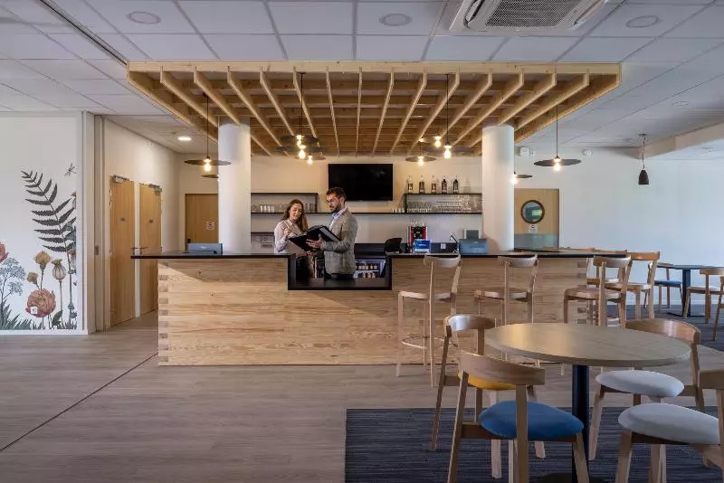 ホテル The Originals City, Hôtel Le Relais Des Deux Mers, Marmande Sud